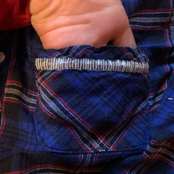Justice flannel - Picture 3 of 3